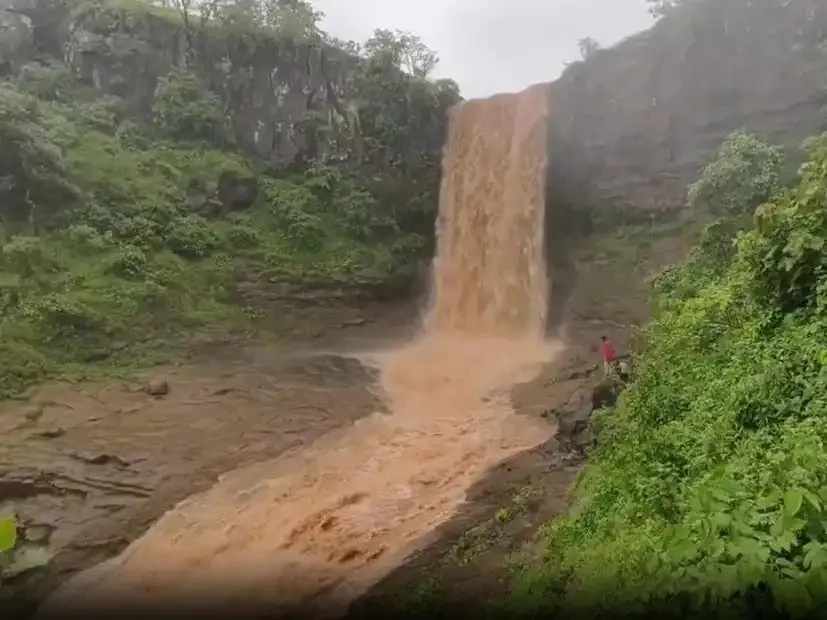 Birsa Munda Waterfall : વરસાદમાં ખીલી ઉઠ્યું બિરસા મુંડા ધોધ 3 Birsa Munda Waterfall
