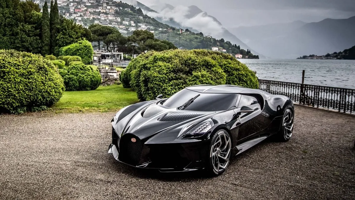Bugatti La Voiture Noire: વિશ્વની સૌથી ઝડપી અને સૌથી મોંઘી બુગાટી કાર 3 bugatti.jpg