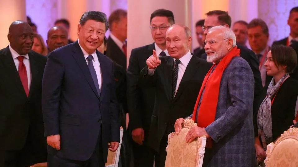 India China Russia alliance: ભારત-ચીન-રશિયા સંગઠનથી NATO ને ખતરો કેમ લાગે છે? 2 pm modi 11.jpg