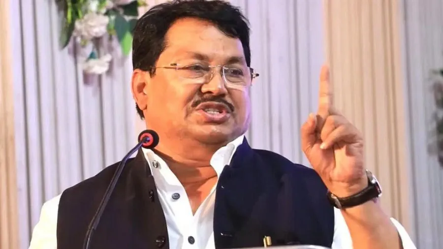 Vijay Vadettiwar.jpg