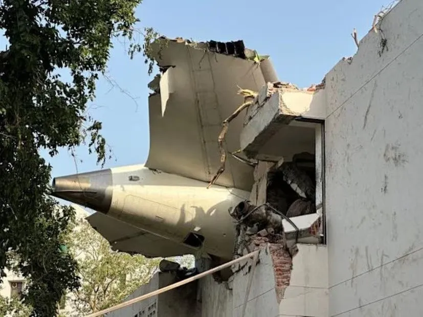 Ahmedabad Plane Crash: અમદાવાદ વિમાન દુર્ઘટનાની તપાસમાં નવો વળાંક 2 Ahmedabad Plane Crash