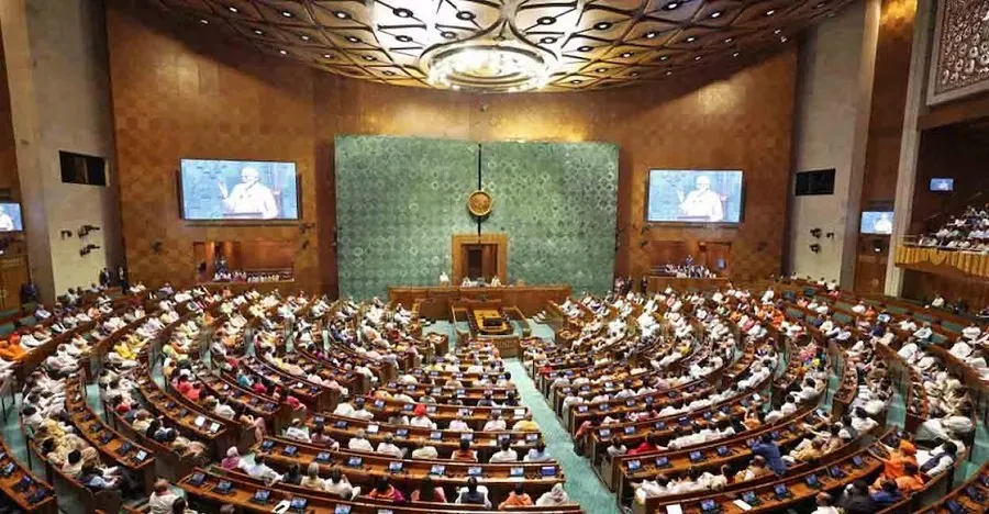 1 મિનિટમાં ₹2.5 લાખ, 1 દિવસમાં ₹9 કરોડ: સંસદ ચોમાસુ સત્રનો ખર્ચ કેટલો છે? 2 Monsoon Session.123.jpg