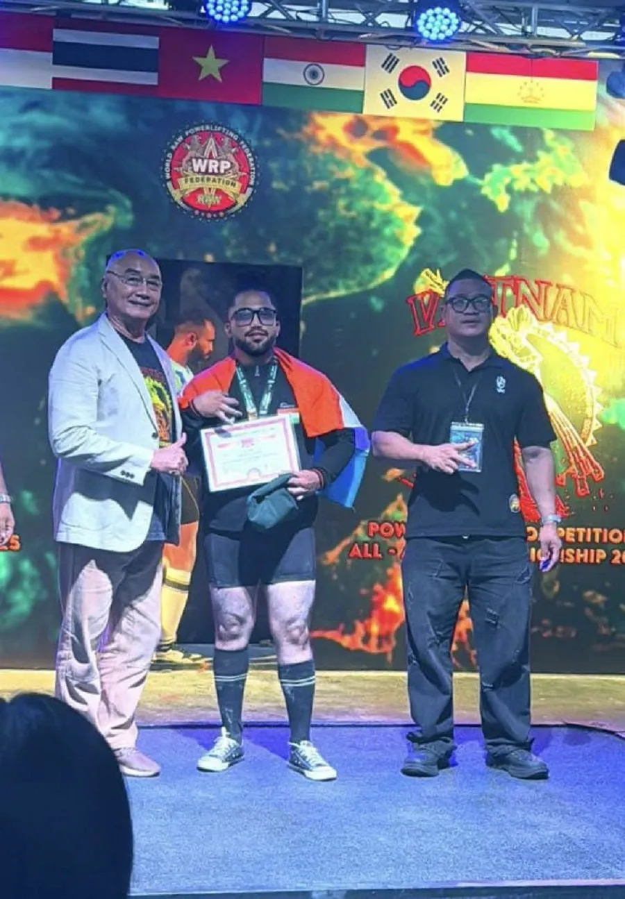 સુરતના મોહસીન શેઠે એશિયન પાવરલિફ્ટિંગમાં જીત્યા બે ગોલ્ડ મેડલ 2 Mohsin Seth.jpg