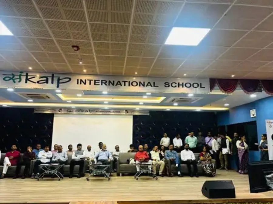 ‘પ્રોજેક્ટ પરમ’ દ્વારા વિદ્યાર્થીઓને સાચો માર્ગ બતાવવાનો પ્રયાસ 2 Project param 2.jpg