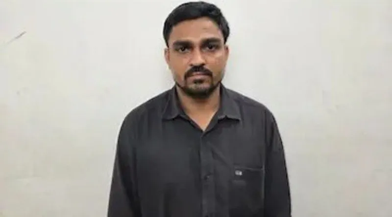 fugitive gangster arrest 2.jpg