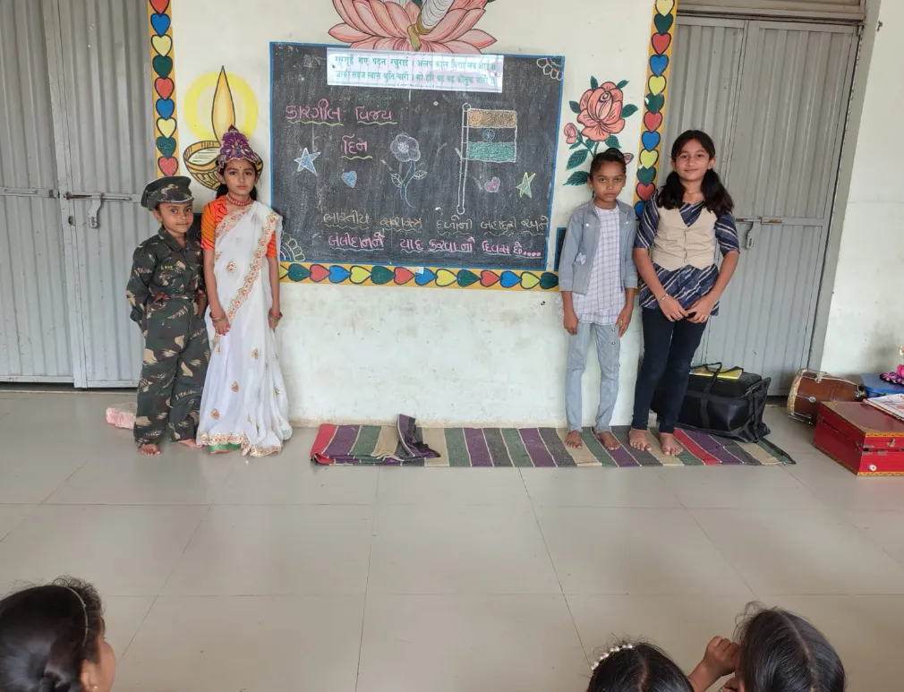 દાઠા કન્યા પ્રાથમિક શાળામાં કારગિલ વિજય દિવસની ઉલ્લાસભેર ઉજવણી 15 Screenshot 2025 07 28 11 27 51 368 com.miui .gallery.png