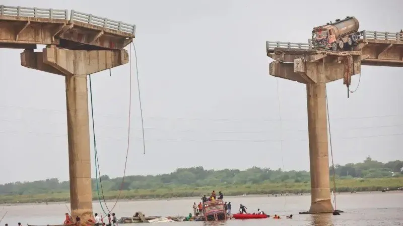 Gambhira Bridge Construction: નવા ગંભીરા પુલ માટે મુખ્યમંત્રીએ આપી વહીવટી મંજૂરી 2 Gambhira Bridge Construction