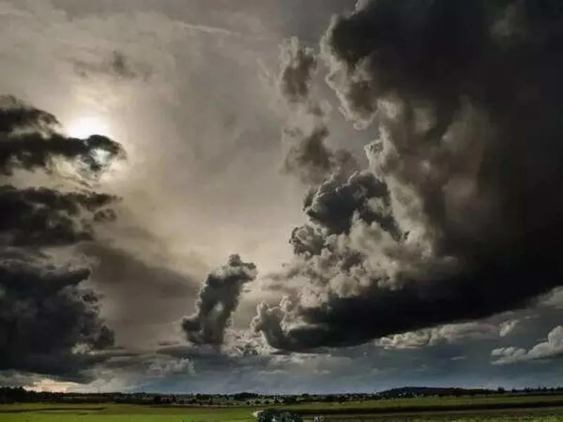 Gujarat Rain Forecast: ગુજરાત માટે ફરી વરસાદી એલર્ટ: આ જિલ્લાઓમાં ઓરેન્જ અને યેલો એલર્ટ જાહેર 3 Gujarat Rain Forecast