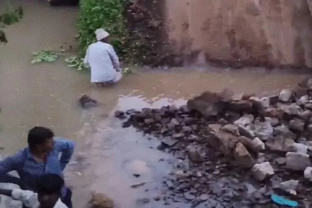 Junagadh bridge collapse