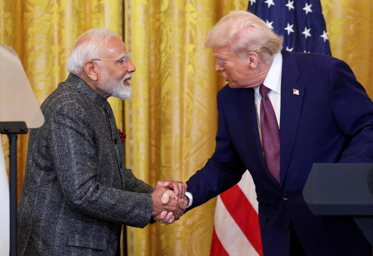 India-US Trade Deal: ભારત-અમેરિકા વચ્ચે વેપાર કરારની શક્યતા 9 જુલાઈ પહેલા: કૃષિ અને ઓટોમોબાઈલ ક્ષેત્રે ઉકેલની રાહ 2 Modi Trump.1