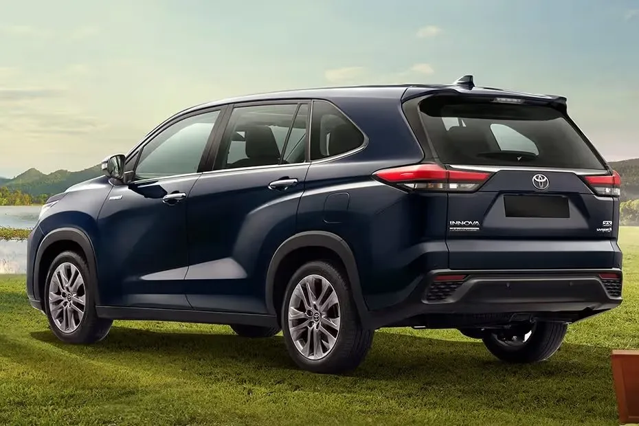 Toyota Innova Hycross: EMI અને લોનની સંપૂર્ણ વિગત 2 Toyota Innova Hycross