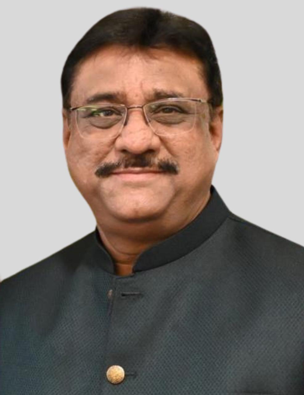 Hitesh Patel Appointment: હિતેશ પટેલ (પોચી) ને રેલવે અને BSNL કમિટીમાં વિશિષ્ટ સ્થાન મળ્યું 2 WhatsApp Image 2025 07 05 at 5.40.33 PM