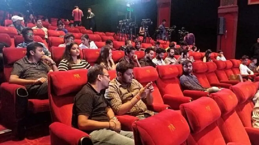 Movie Ticket Price: હવે ફિલ્મ જોવું બનશે સસ્તું, આ રાજ્યમાં ટિકિટની મહત્તમ કિંમત જાણો 3 cinema Hall.11.jpg