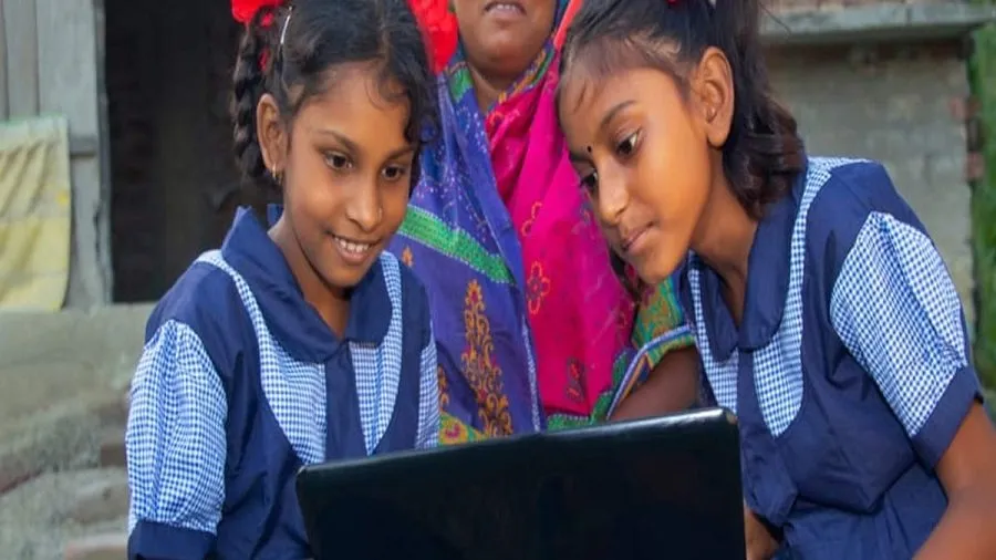 Namo Laxmi Yojana: કન્યા શિક્ષણને પ્રોત્સાહન આપવા માટે ગુજરાત સરકારનો ક્રાંતિકારી પ્રયાસ 3 Namo Laxmi Yojana