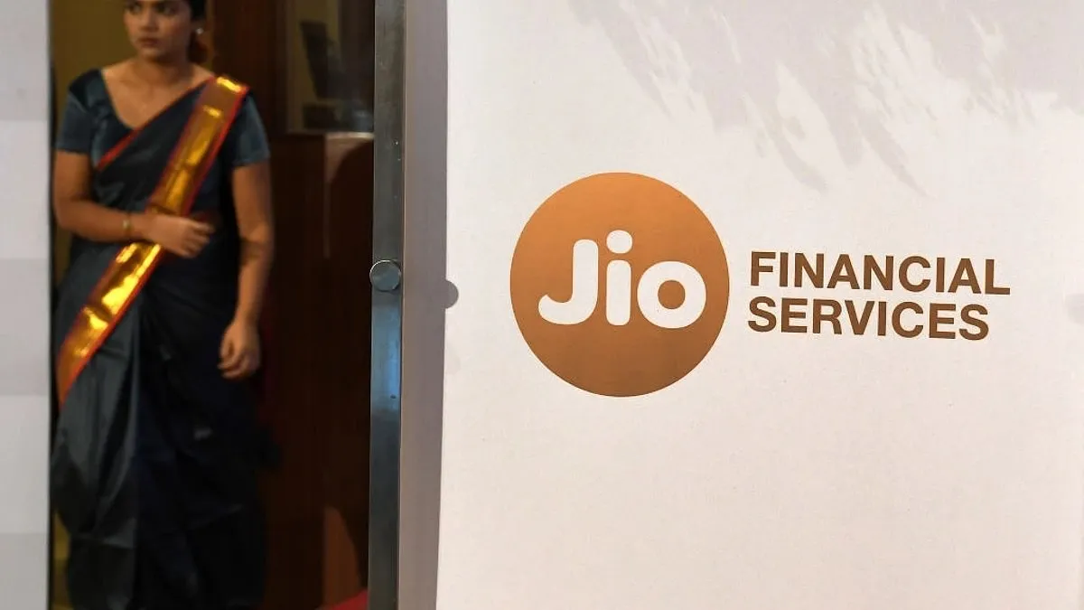 Jio Financialનો ધમાકો: 47% આવક વૃદ્ધિ, વધતા ખર્ચથી નફો ઘટ્યો 3 jio 04.jpg