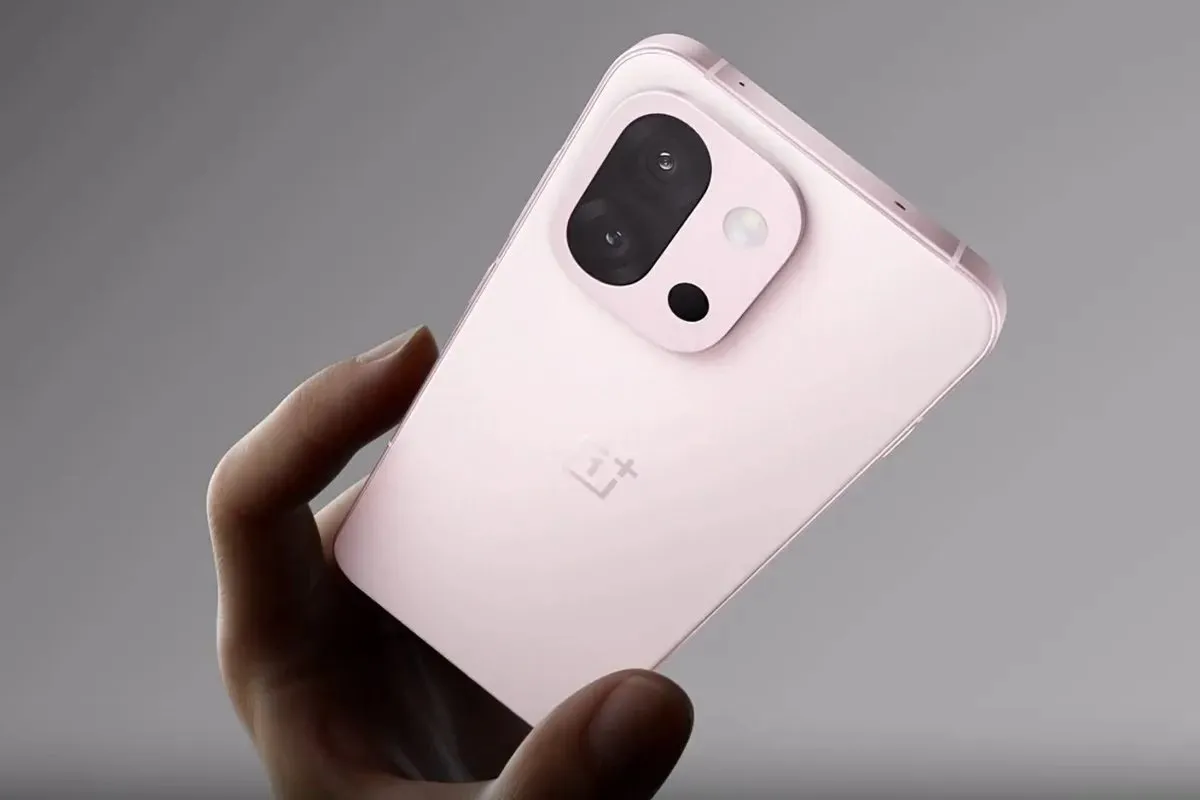 Vivo X200 FE vs OnePlus 13s: ₹55,000 ની રેન્જમાં કયો ફોન પસંદ કરવો? 3 Vivo X200 FE vs OnePlus 13s