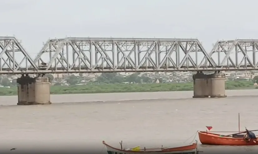 Narmada dam water release 2.png