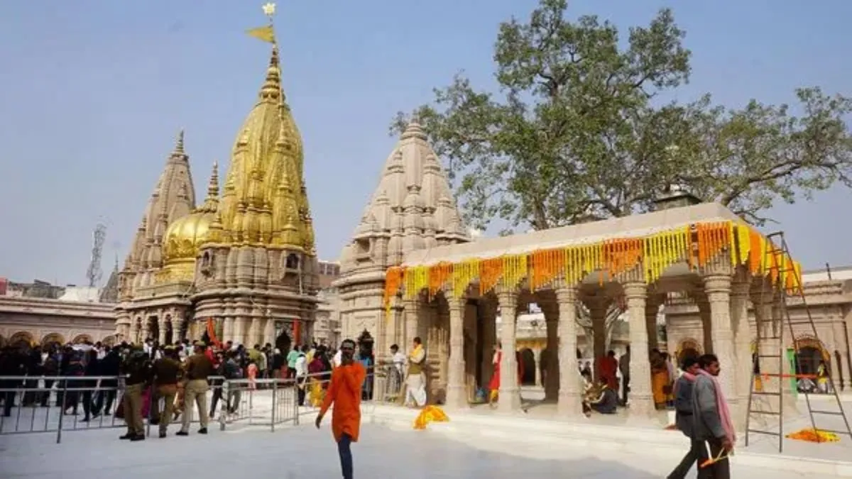 કાશી વિશ્વનાથ મંદિરમાં પ્લાસ્ટિક પર પ્રતિબંધ – જાણો નવા નિયમો વિશે 2 Varanasi