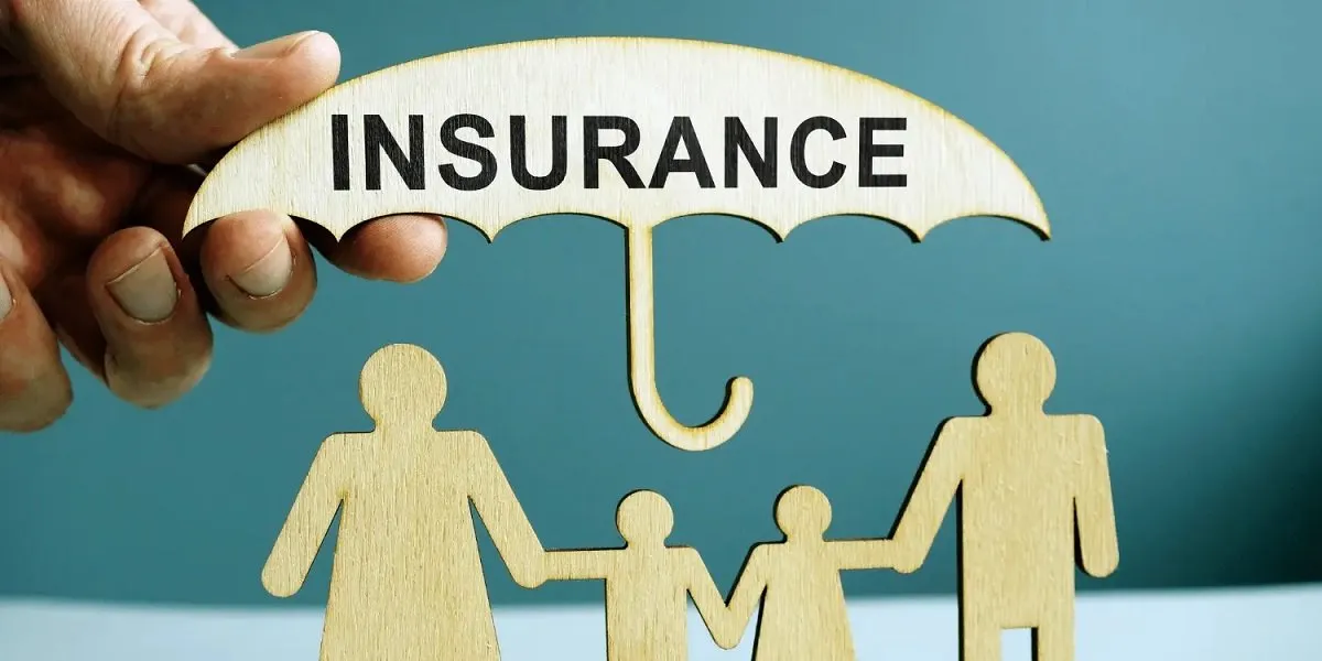 ગંભીર બીમારીની સારવાર માટે CI રાઇડર આવશ્યક 3 insurance 13.jpg