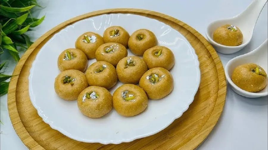 રક્ષાબંધન સ્પેશિયલ: મિનિટોમાં સ્વાદિષ્ટ બેસનના પેંડા બનાવો, ફોલો કરો આ સરળ રેસીપી 2 peda1