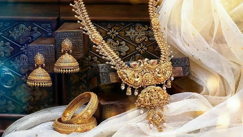 યુએસ ટેરિફની અસર: ભારતે સોનામાં રોકાણ વધાર્યું 3 gold 42 1.jpg