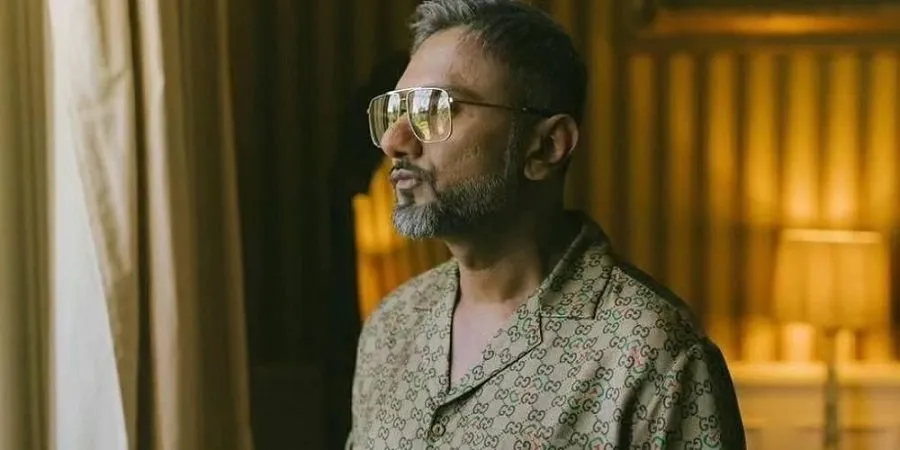 વાંધાજનક ગીતોના કારણે હની સિંહ અને કરણ ઔજલા વિવાદમાં, મહિલા આયોગે લીધું એક્શન 2 honey shing