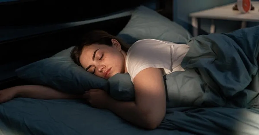 6 કલાકથી ઓછી ઊંઘ લેનારાઓ માટે 4 અસરકારક રીતો 2 Sleep.jpg