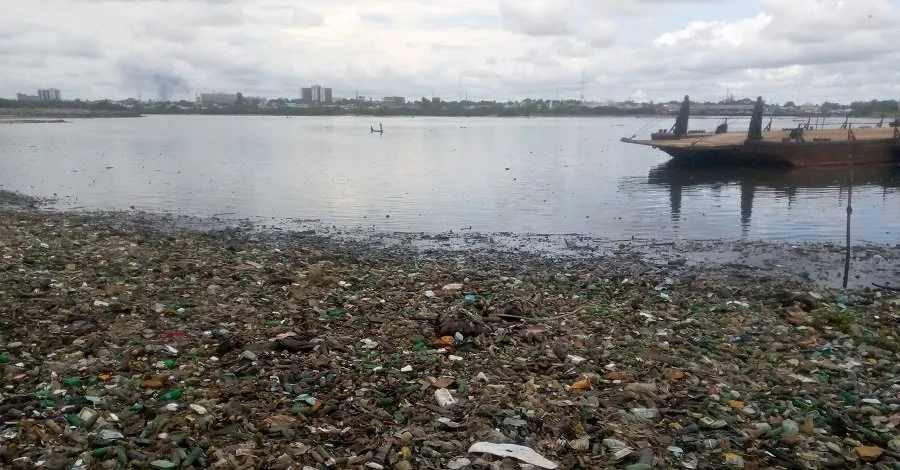 દુનિયાના સૌથી ગંદા શહેરો: અહીં રહેવું એટલે બીમારીને આમંત્રણ! 3 palstic.jpg