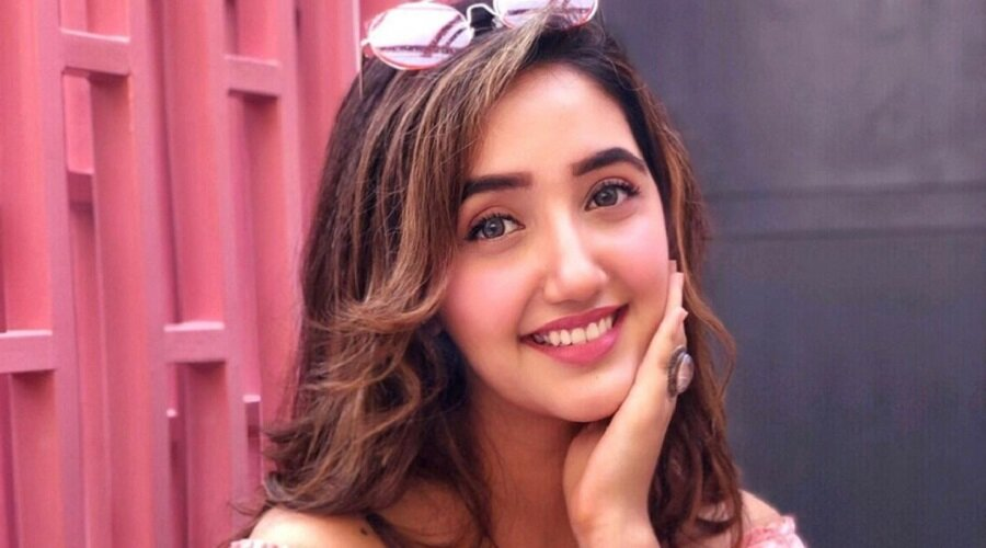 Ashnoor.jpg