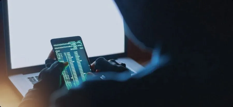 પાકિસ્તાનમાં 40 લાખ ફોન પર જાસૂસી: ચીનની ટેકનોલોજીથી ચાલી રહી છે સ્પાયવેર સિસ્ટમ 3 hacks.jpg