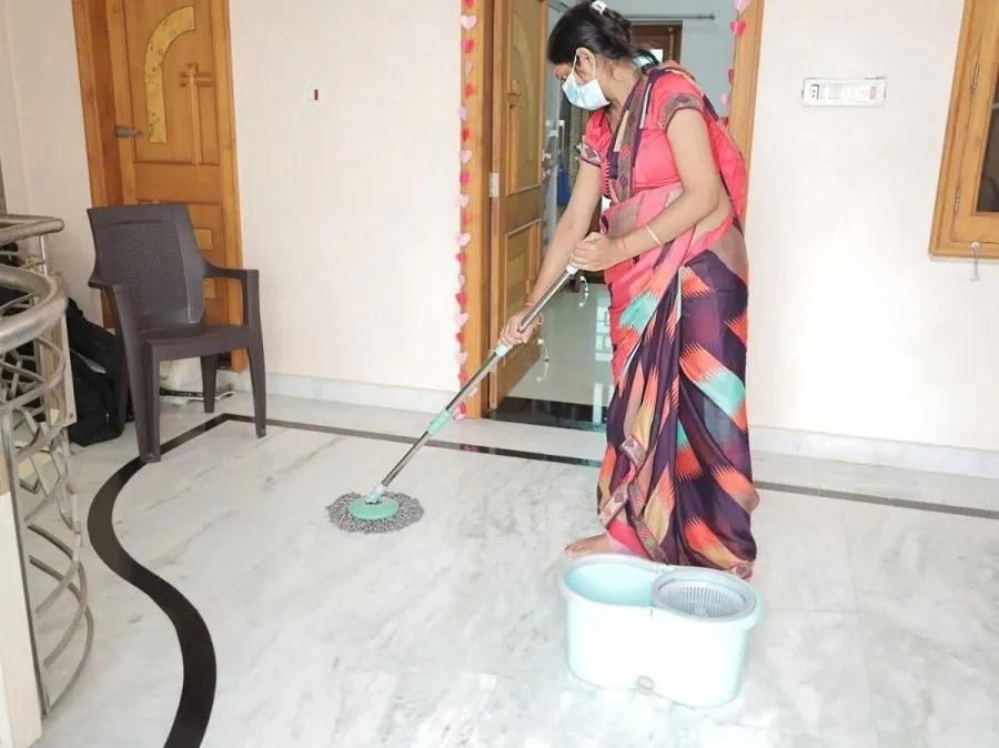 તમારા ઘરને બનાવો લક્ષ્મીજીનું મનપસંદ સ્થાન: જાણો કઈ ૭ જગ્યાએ તેમનું આગમન થાય છે 2 clean.jpg