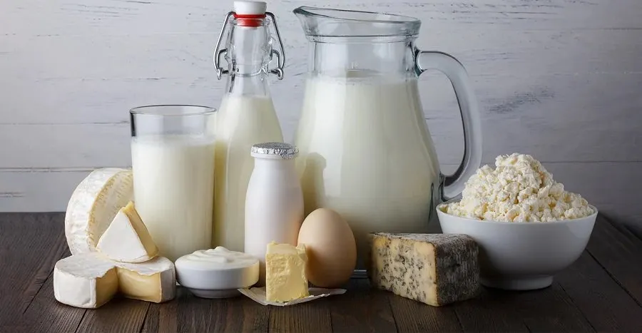 આ 7 ફૂડ આઇટમ્સને કહો અલવિદા અને કોલન કેન્સરના જોખમથી રહો દૂર! 3 dairy.jpg