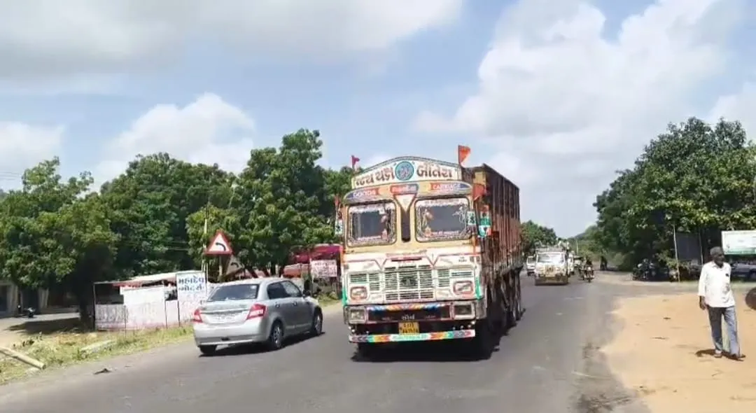 WhatsApp Image 2025 09 18 at 5.58.39 PM.jpeg