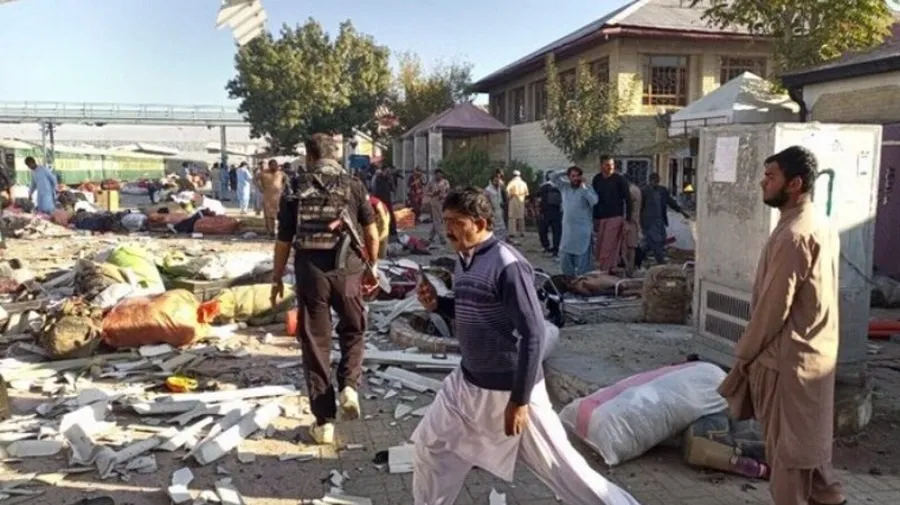 પાકિસ્તાનમાં ફરી આતંકનો કહેર: ડબલ બ્લાસ્ટમાં અનેક લોકો ઘાયલ 3 pakistan.jpg
