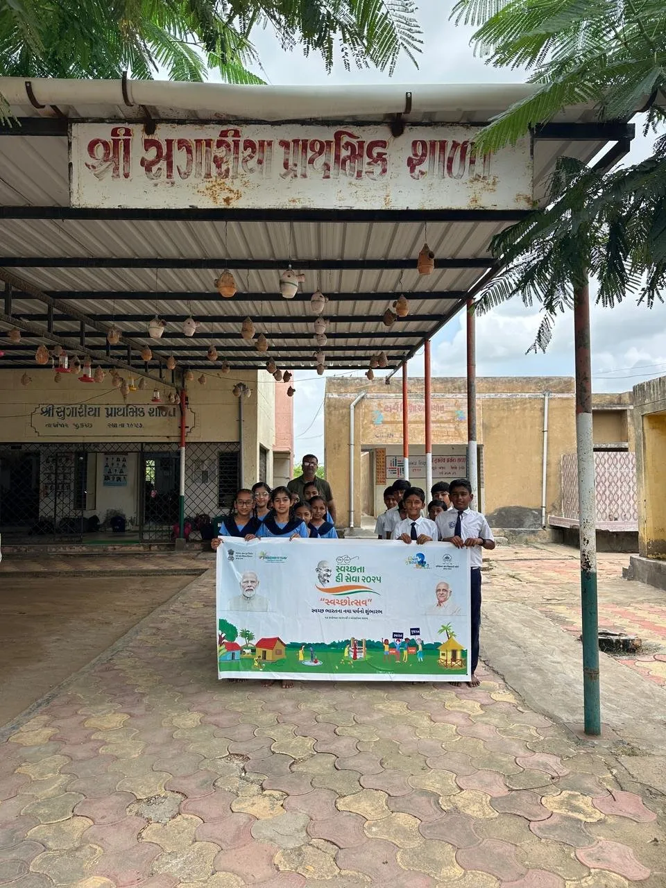 સ્વચ્છતા હી સેવા અભિયાન- ‘સ્વચ્છોત્સવ’ અંતર્ગત કચ્છમાં નાગરિકોએ લીધા સ્વચ્છતાના સંકલ્પ 3 IMG 20250919 WA0016.jpg