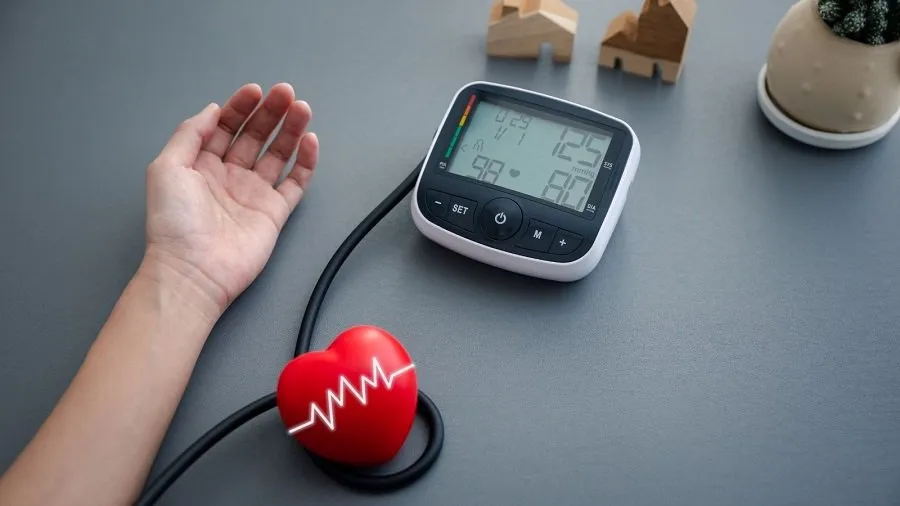 સાવધાન! બ્લડ પ્રેશરની આ 5 જૂની દવાઓ તમારા કિડની અને હૃદય માટે ખતરનાક બની શકે છે! 2 BP.jpg