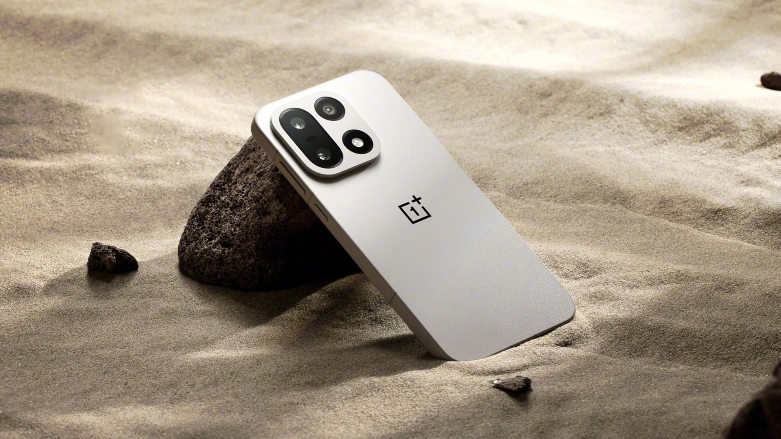 Xiaomi 15 ને ટક્કર આપવા માટે OnePlus 15 આવી રહ્યું છે, ફીચર્સ લીક 2 WhatsApp Image 2025 10 27 at 10.56.30 AM