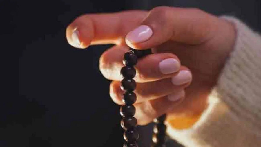 સવારે ઉઠતાની સાથે જ કરો આ મંત્રોનો જાપ! જીવનના તમામ અવરોધો થશે દૂર, દરેક કાર્યમાં મળશે સફળતા 2 jaap