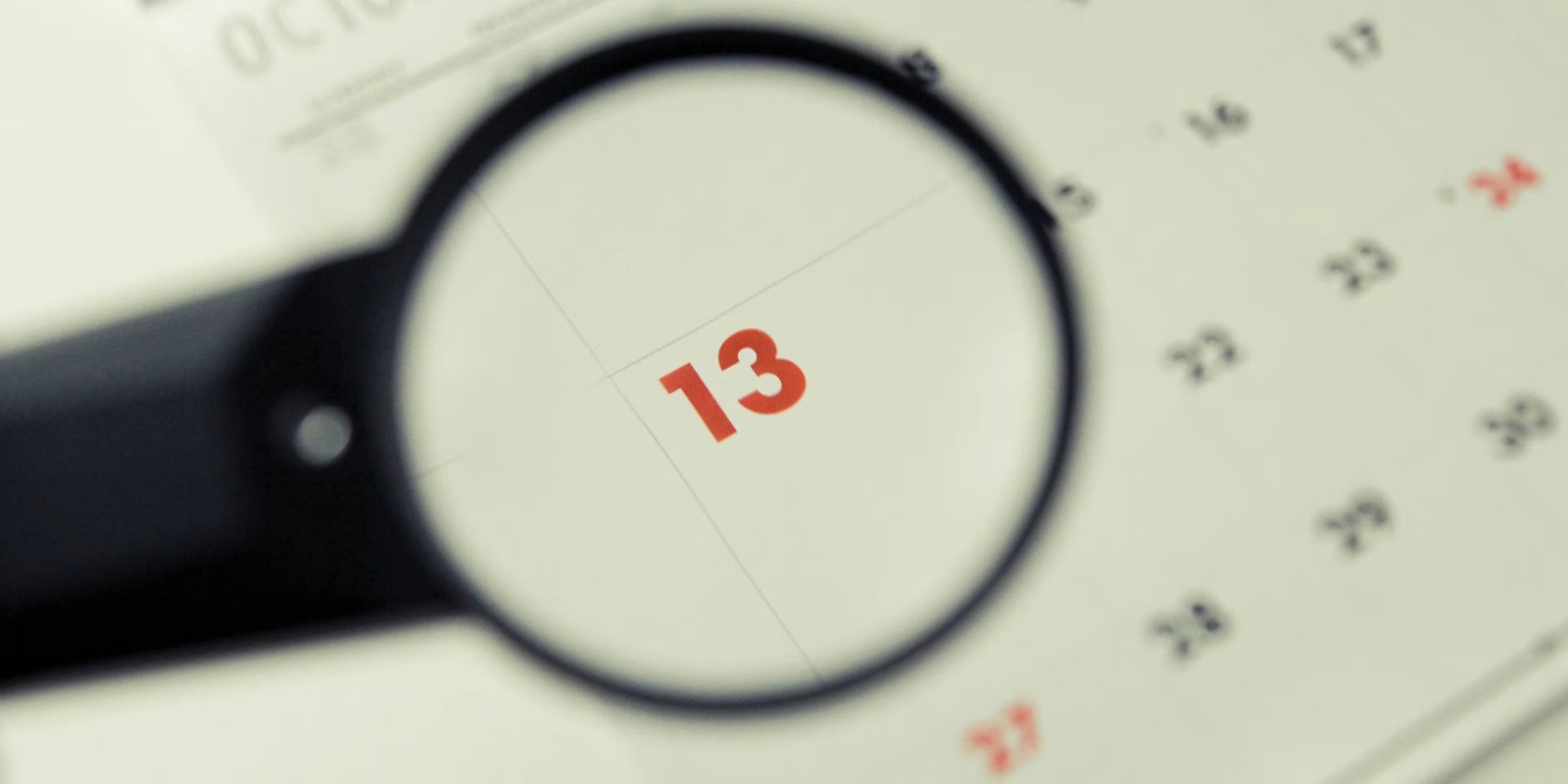 શું તમને 'ટ્રિસ્કાઇડેકાફોબિયા' છે? જાણો શા માટે '૧૩' નંબર વિશ્વભરમાં દુર્ભાગ્ય અને અંધશ્રદ્ધાનું પ્રતીક છે! 2 WhatsApp Image 2025 11 03 at 5.56.28 PM