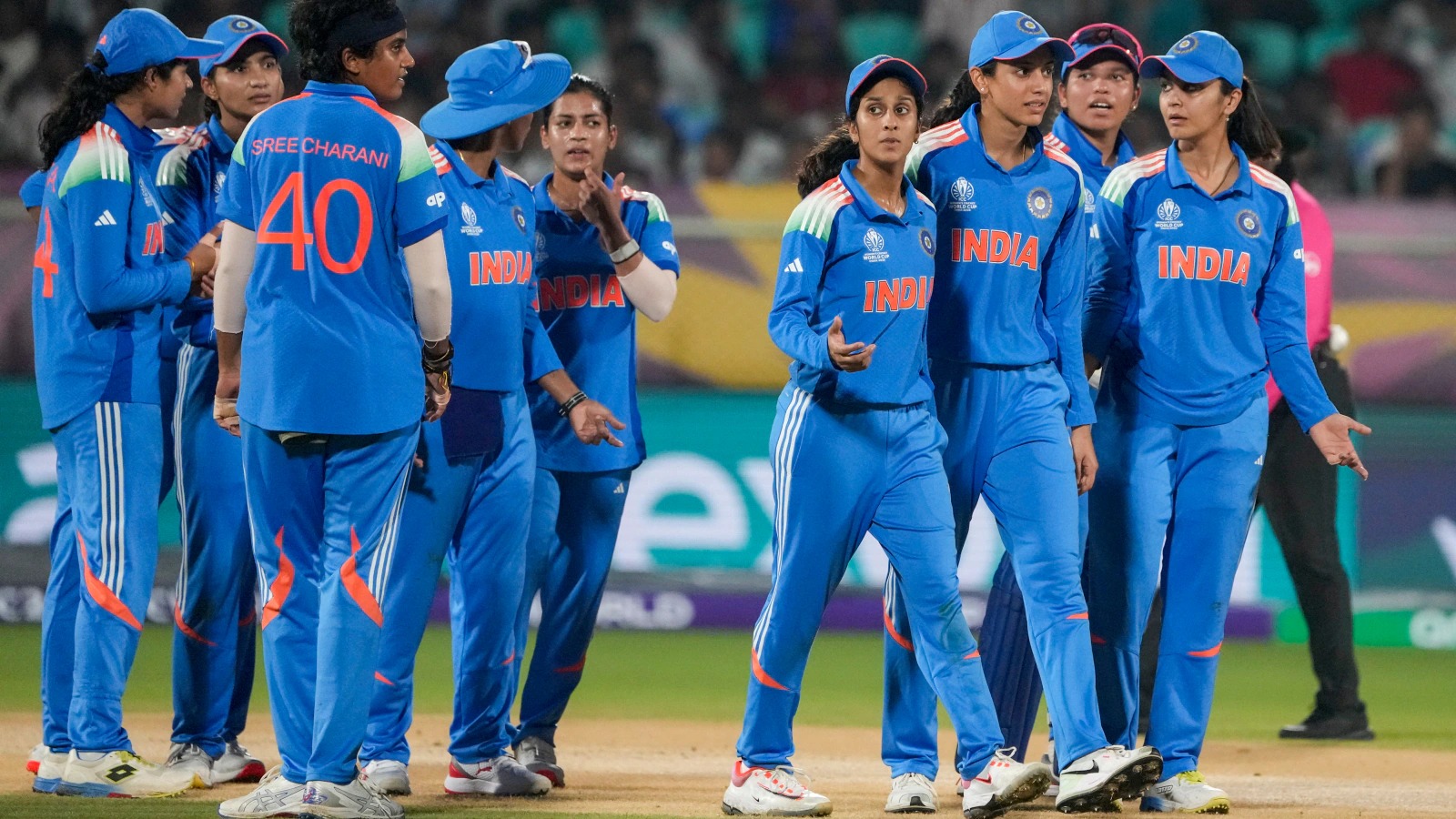 ઐતિહાસિક જીતની ઉજવણી! મહિલા ક્રિકેટ ટીમને BCCI તરફથી 51 કરોડ રૂપિયા, ICC તરફથી 40 કરોડ રૂપિયા અને ધોળકિયા તરફથી એક ખાસ ભેટ મળી 2 WhatsApp Image 2025 11 05 at 10.06.27 AM