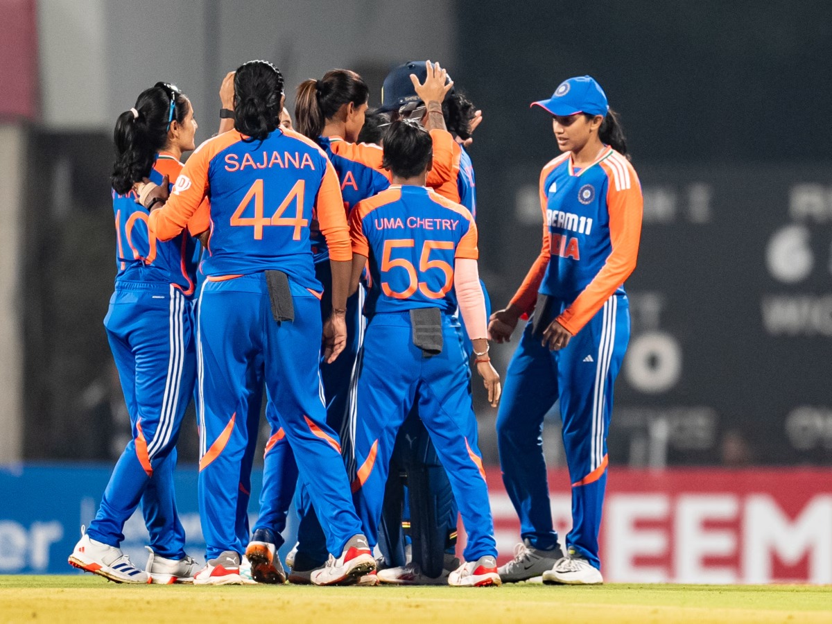 ઐતિહાસિક જીતની ઉજવણી! મહિલા ક્રિકેટ ટીમને BCCI તરફથી 51 કરોડ રૂપિયા, ICC તરફથી 40 કરોડ રૂપિયા અને ધોળકિયા તરફથી એક ખાસ ભેટ મળી 3 WhatsApp Image 2025 11 05 at 10.06.36 AM