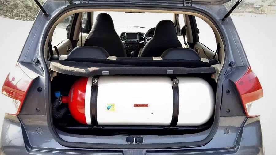 ફેક્ટરી-ફિટેડ કે આફ્ટરમાર્કેટ CNG કિટ લગાવતા પહેલા જાણો આ તફાવત; નહીંતર થઈ શકે છે મોટું નુકસાન! 2 CNG