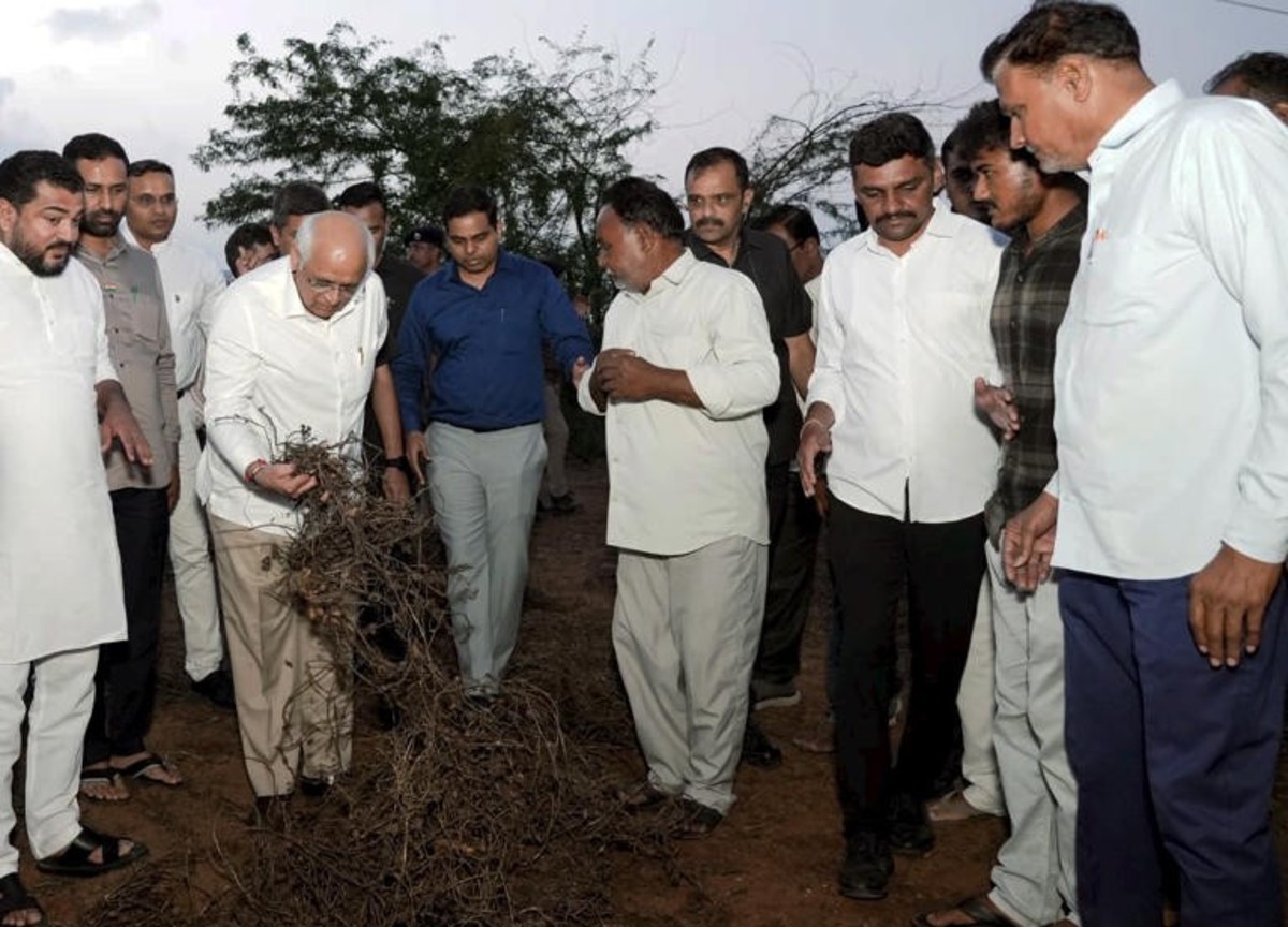 Gujarat Relief Package: ગુજરાત સરકારના 10 હજાર કરોડના રાહત પેકેજ પર રાજકીય ઘમાસાણ 3 Gujarat Relief Package 3