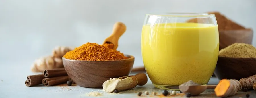 turmeric milk1.jpg