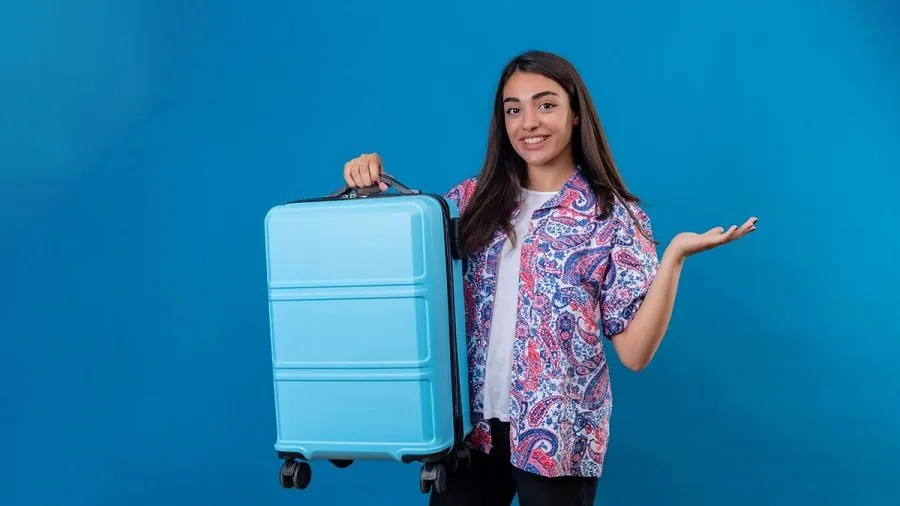 સેફ ટ્રાવેલ માટે જરૂરી છે ટ્રાવેલ ઇન્શ્યોરન્સ! જાણો તેના ફાયદા 3 Travel Insurance Tips