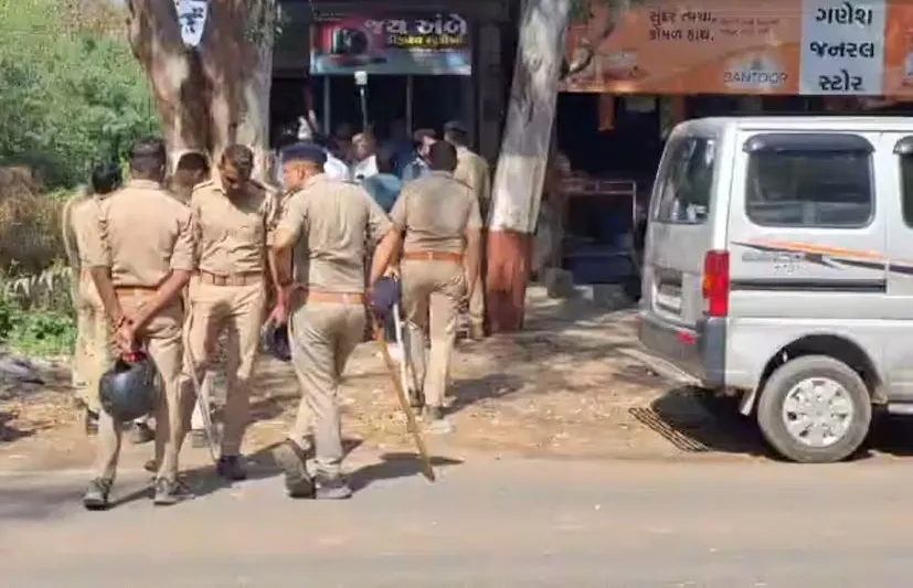 મહીસાગર જિલ્લાના લીંબડીયા ગામે 142 એકર સરકારી જમીન કૌભાંડનો પર્દાફાશ, તંત્ર દોડતું થયું 2 Limdiya land scam Mahisagar Gujarat 2.png