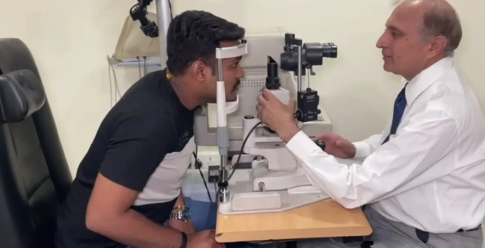 Rajkot eye surgeon Dr. Atul Badiyani 1.jpeg