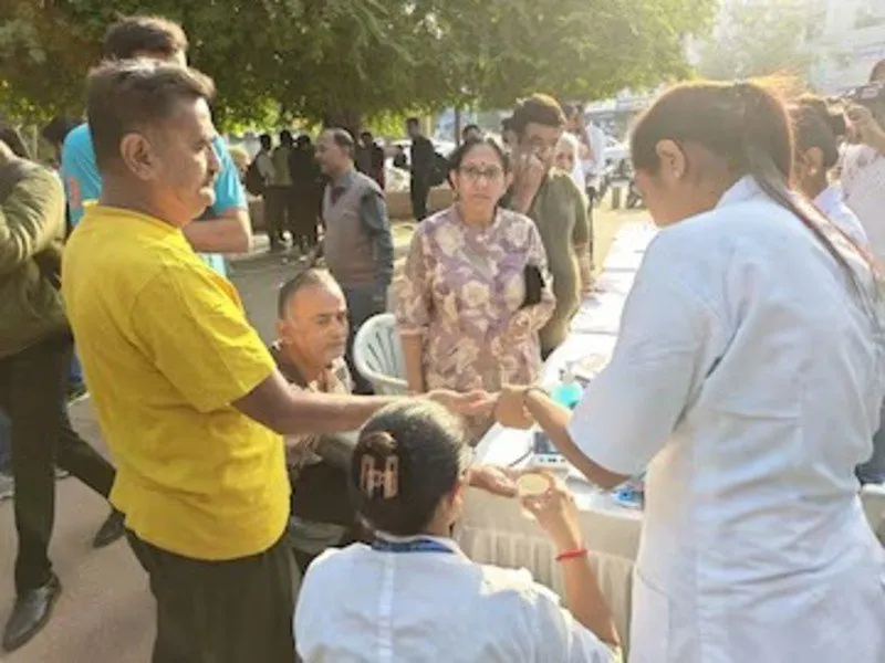 અમદાવાદમાં ડાયાબિટીસનું વધતું જોખમ: શહેરવ્યાપી મફત સ્ક્રીનિંગમાં ચોંકાવનારા તારણો 2 Diabetes Screening Ahmedabad 2.jpg