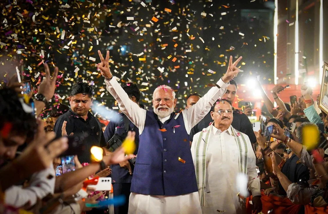બિહાર વિધાનસભા ચૂંટણીમાં NDAની પ્રચંડ જીત બાદ પોરબંદરમાં ફટાકડાઓ અને મીઠાઈ સાથે ઉત્સાહભરી ઉજવણી 2 Bihar Election NDA victory 1.png