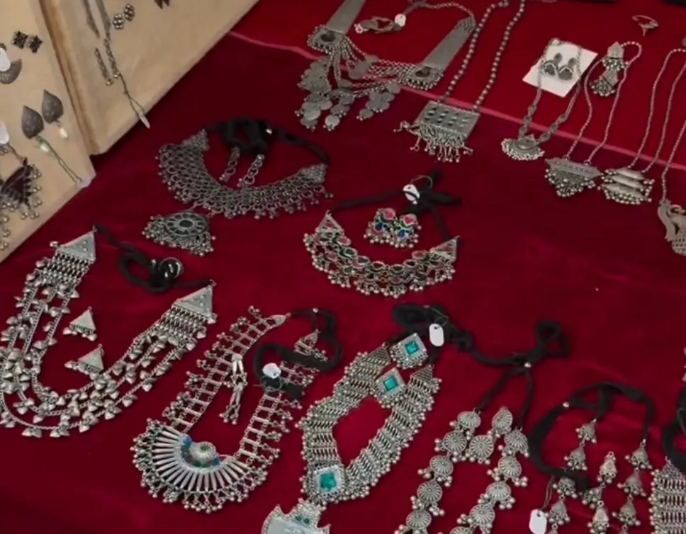 ગુજરાતમાં સ્વદેશી અભિયાનને નવી દિશા: ગરવી ગુર્જરીની ઐતિહાસિક સિદ્ધિ 3 Garavi Gurjari Promotion 1.jpeg